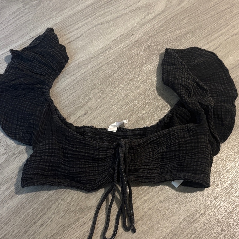 Anthropologie black tie front crop top